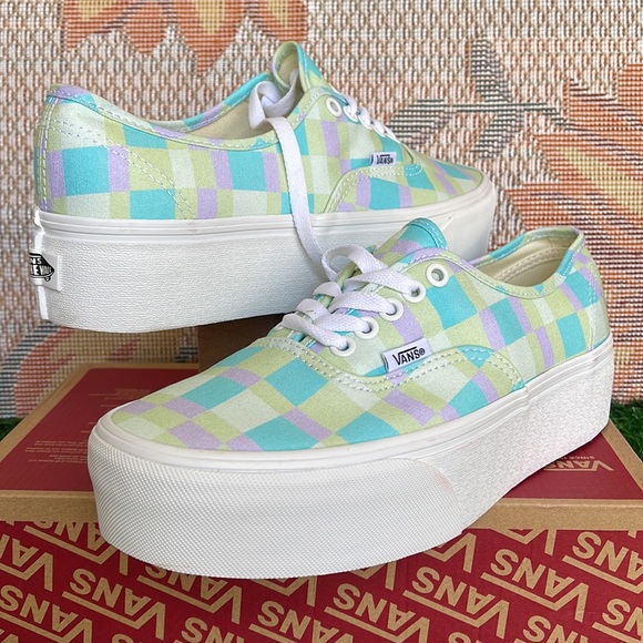 Vans WMNS Authentic Stacked
Pastel Picnic Mixed Plaid
VN0A5KXXPPS
Platfo… - Picture 9 of 16